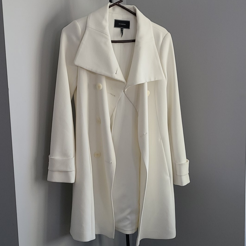 White XS Le Chateau Coat